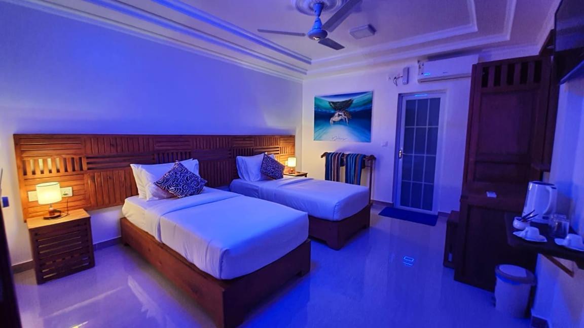 คามาดูอินน์ Kamadhoo ภายนอก รูปภาพ
