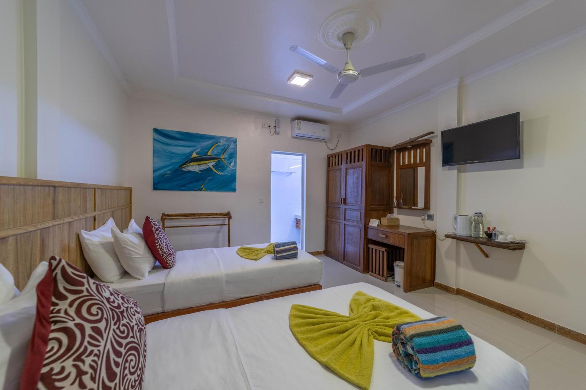 คามาดูอินน์ Kamadhoo ภายนอก รูปภาพ